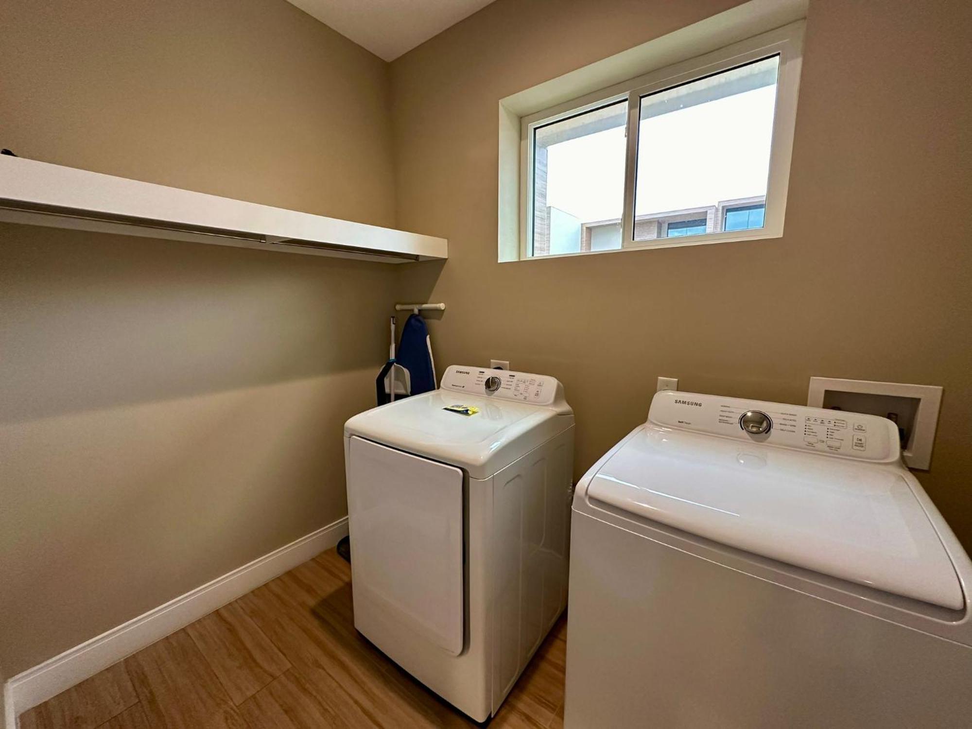 Luxury Home In Orlando With Private Hot Tub - 7 Min From Disney Parks - 3 Bedrooms And 4 Bathrooms! Extérieur photo