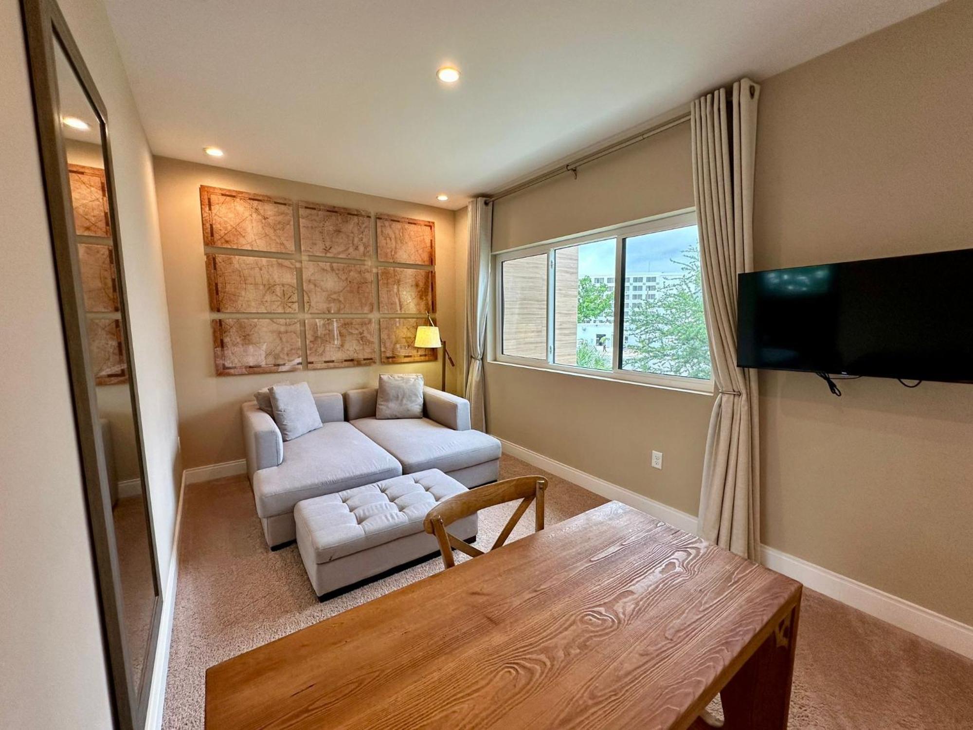 Luxury Home In Orlando With Private Hot Tub - 7 Min From Disney Parks - 3 Bedrooms And 4 Bathrooms! Extérieur photo